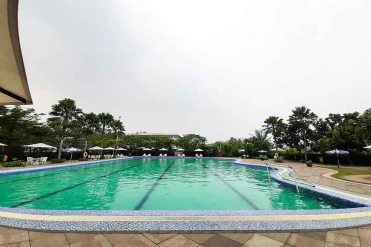Barata Hotel Near Bandara Soekarno Hatta Tangerang Eksteriør billede
