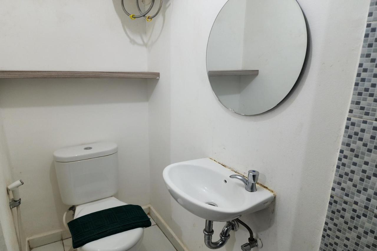 Barata Hotel Near Bandara Soekarno Hatta Tangerang Eksteriør billede