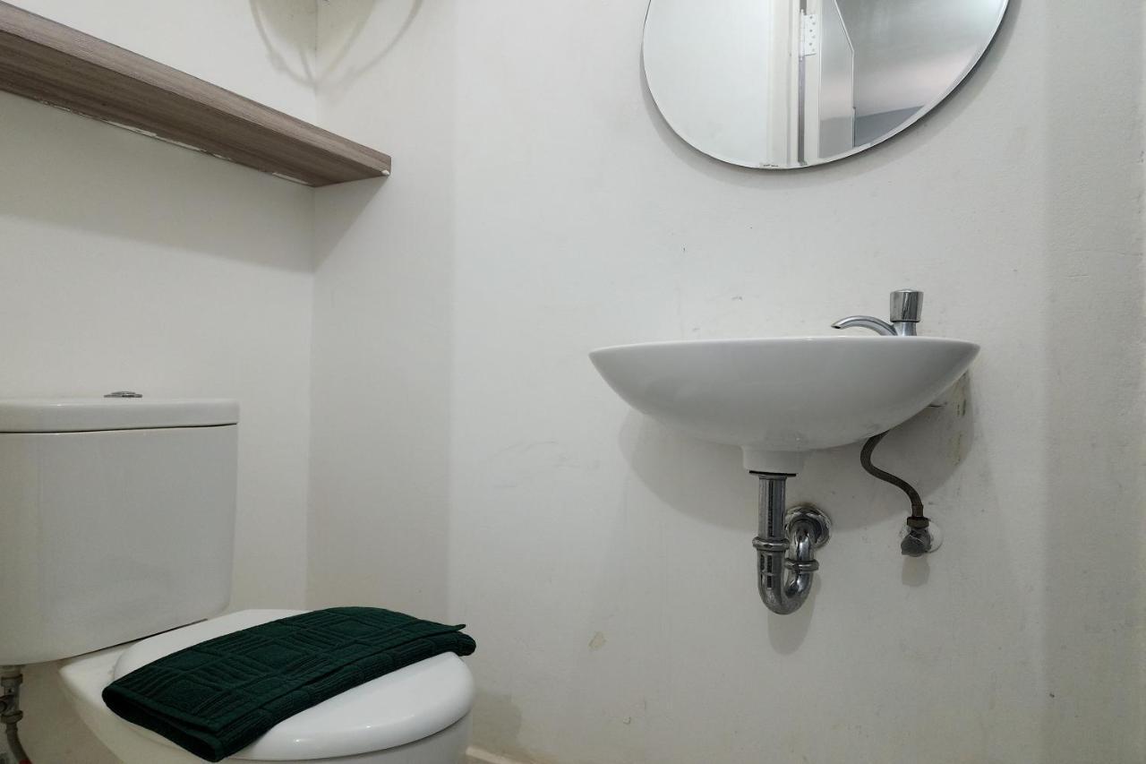 Barata Hotel Near Bandara Soekarno Hatta Tangerang Eksteriør billede