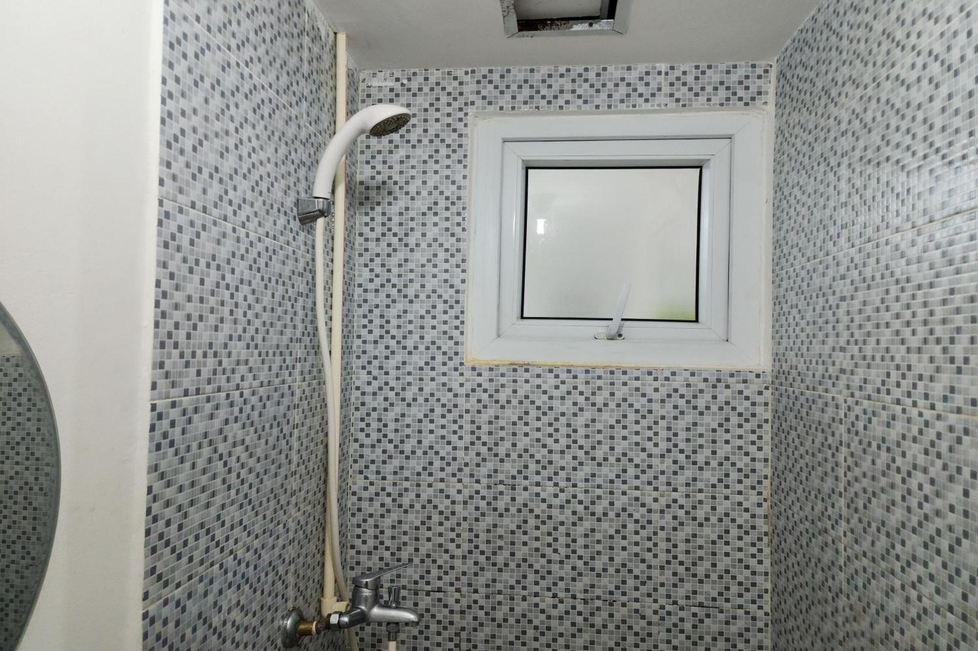Barata Hotel Near Bandara Soekarno Hatta Tangerang Eksteriør billede